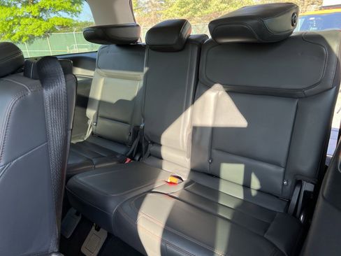 Used 2025 Ford Expedition Active AWD/4WD image 34