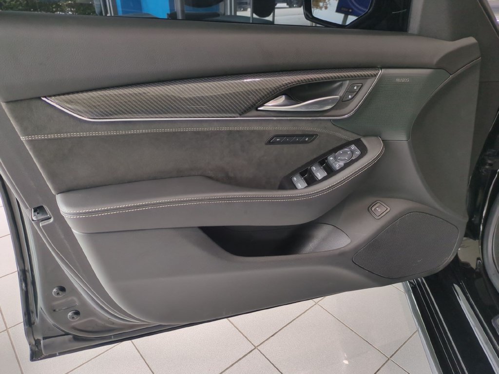 Used 2024 Cadillac CT5 V Blackwing w/ Driver Assist Package RWD image 11
