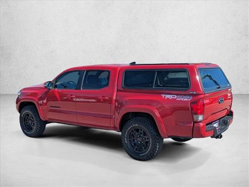 Used 2017 Toyota Tacoma TRD Sport w/ Tow Package (A/T) AWD/4WD image 7