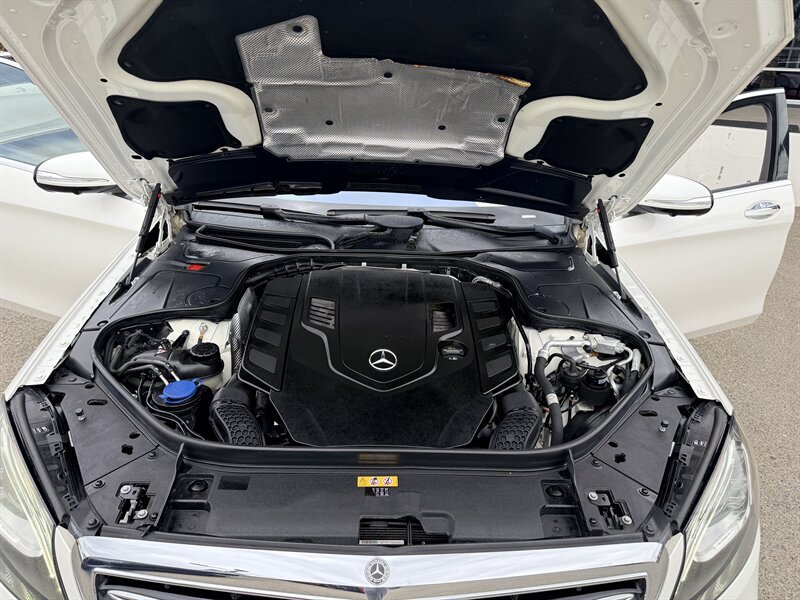 Used 2018 Mercedes-Benz S 560 Sedan image 34