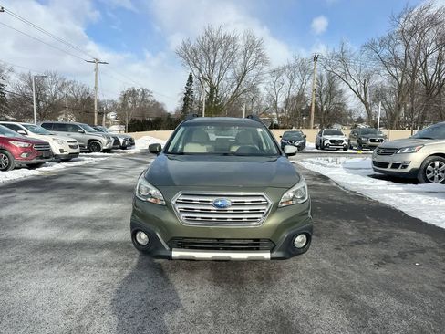 Used 2017 Subaru Outback 3.6R Limited image 16