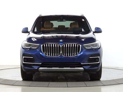 Used 2023 BMW X5 xDrive40i w/ Premium Package AWD/4WD image 2