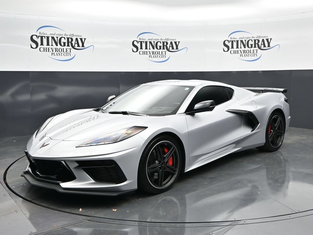 Used 2026 Chevrolet Corvette Stingray Preferred Cpe w/ Z51 Performance Package RWD image 3