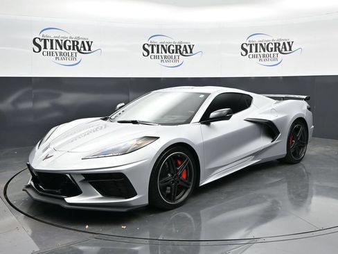 Used 2026 Chevrolet Corvette Stingray Preferred Cpe w/ Z51 Performance Package RWD image 3