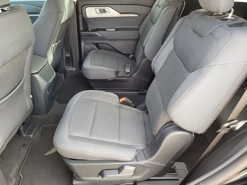 New 2026 Ford Explorer Active image 23