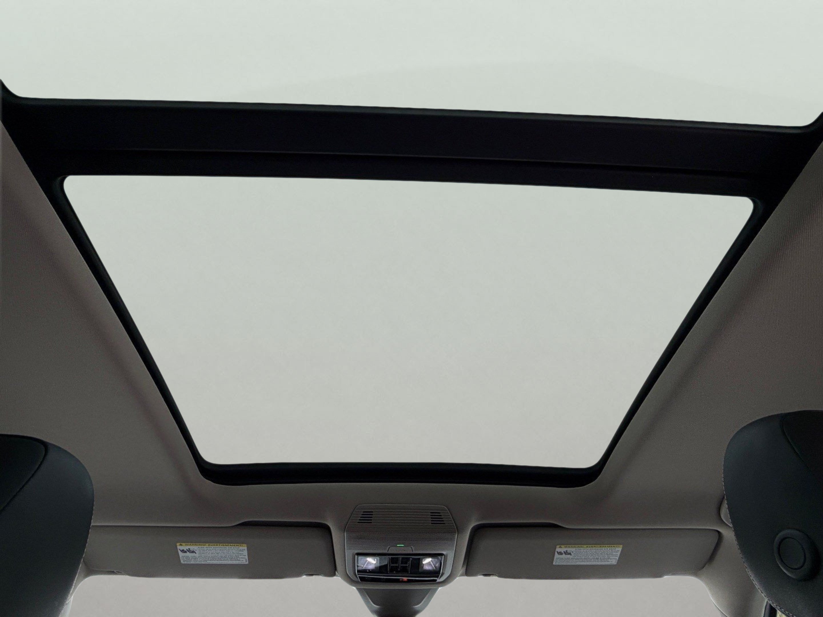 Used 2024 Volkswagen Atlas SE FWD image 21