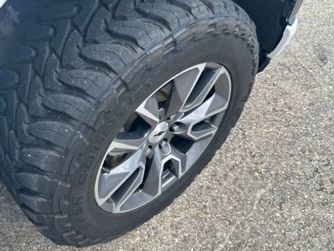 Used 2020 Chevrolet Silverado 1500 RST AWD/4WD image 5