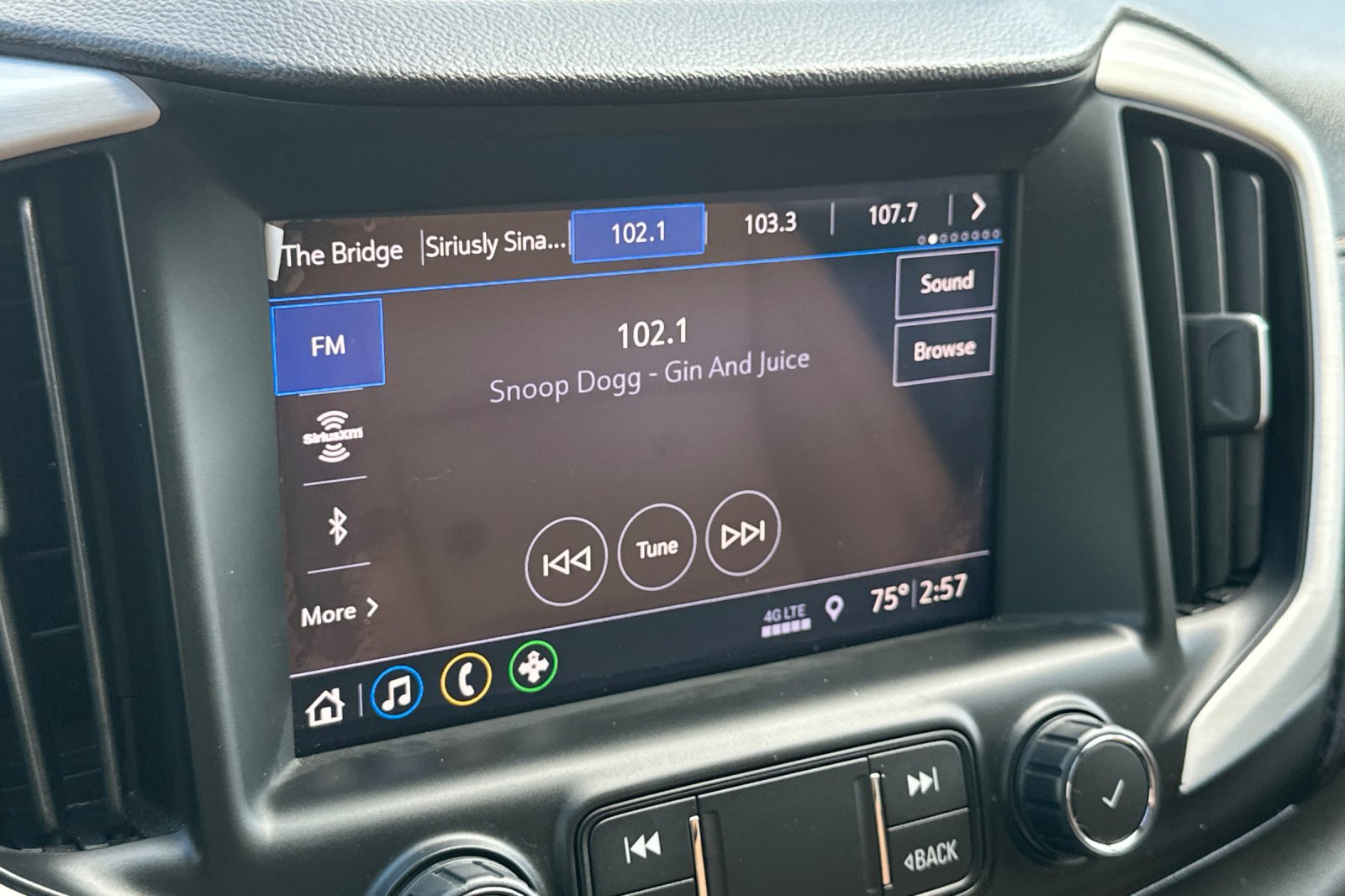 Used 2021 GMC Terrain SLT AWD/4WD image 26