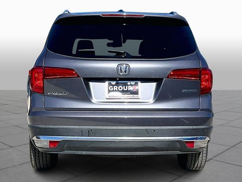 Used 2016 Honda Pilot Touring image 4