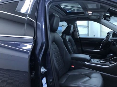 Certified 2021 Toyota Highlander XLE image 22