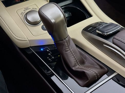 Used 2018 Lexus ES 350 image 17