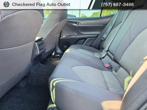 Used 2021 Toyota Camry LE FWD image 39