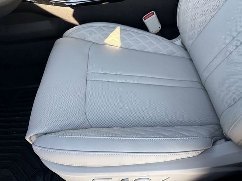 New 2026 Kia Sorento SX Prestige AWD/4WD image 9