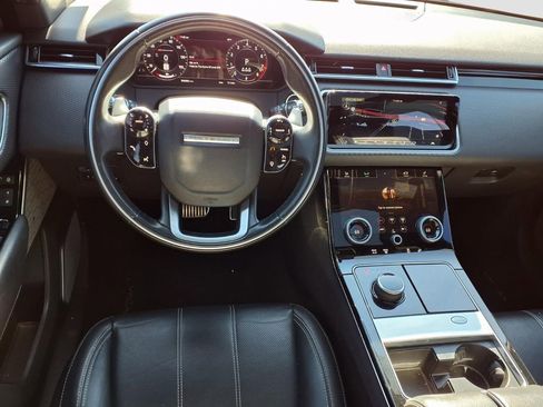 Used 2020 Land Rover Range Rover Velar R-Dynamic S image 7