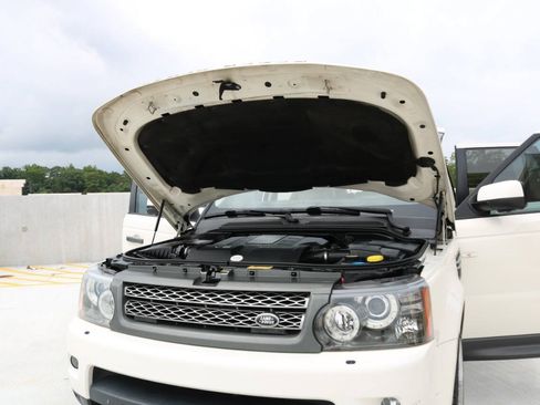 Used 2010 Land Rover Range Rover Sport Supercharged AWD/4WD image 89