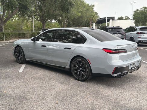 Certified 2025 BMW 760i xDrive w/ Executive Package AWD/4WD image 6