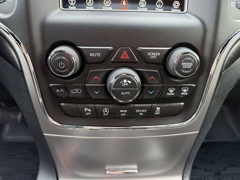 Used 2018 Jeep Grand Cherokee Laredo image 19