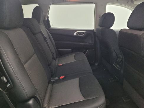 Used 2017 Nissan Pathfinder SV w/ Trailer Tow Package image 19