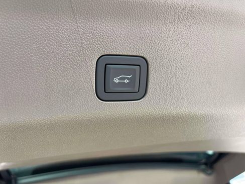 New 2026 GMC Yukon Denali w/ Sun & Power Step Package AWD/4WD image 19