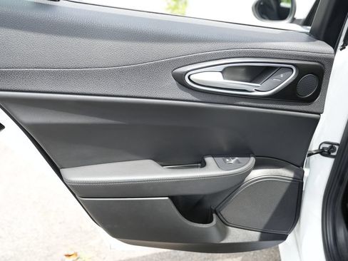 Used 2017 Alfa Romeo Giulia AWD image 26