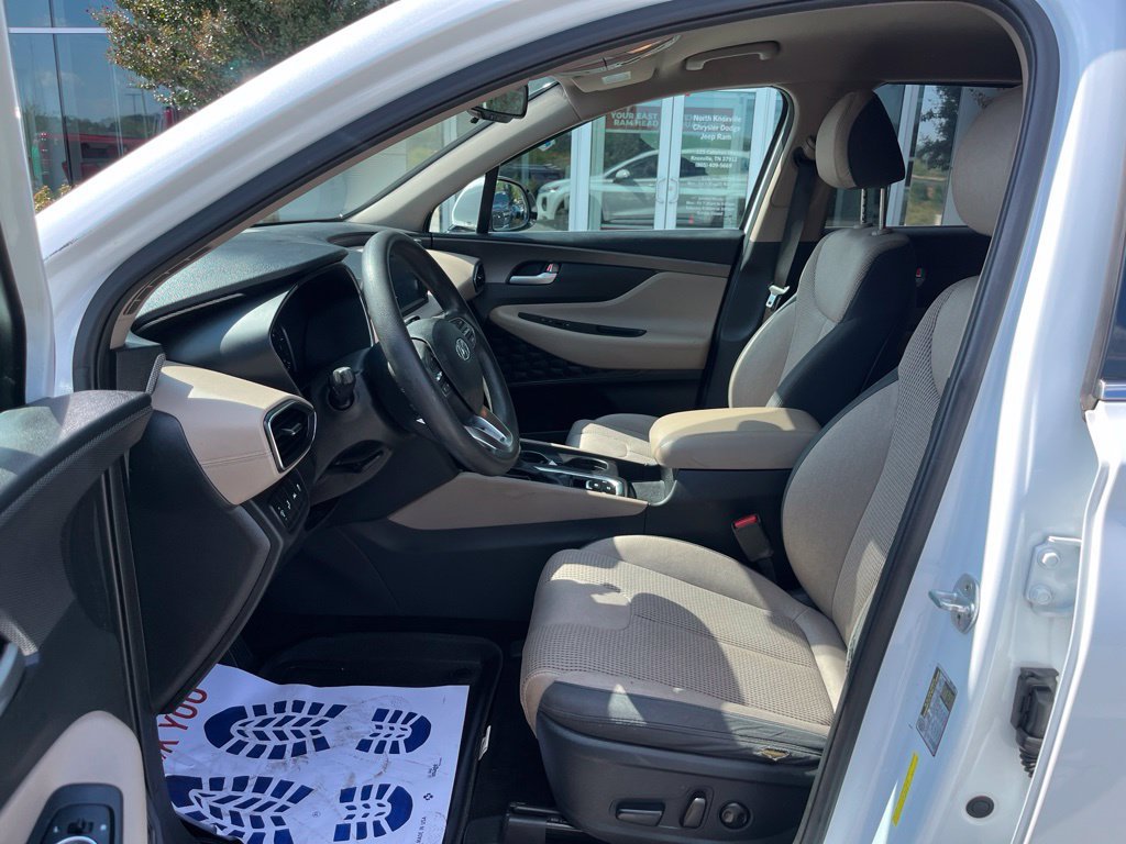 Used 2019 Hyundai Santa Fe SEL FWD image 3