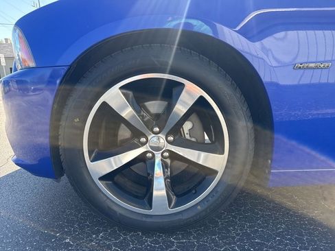 Used 2013 Dodge Charger R/T w/ Daytona Edition Group RWD image 12