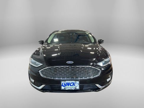 Used 2019 Ford Fusion Titanium image 3