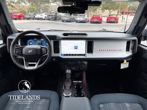 New 2026 Ford Bronco Heritage Edition image 15