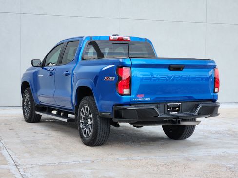 Used 2023 Chevrolet Colorado Z71 w/ Z71 Convenience Package 2 AWD/4WD image 6