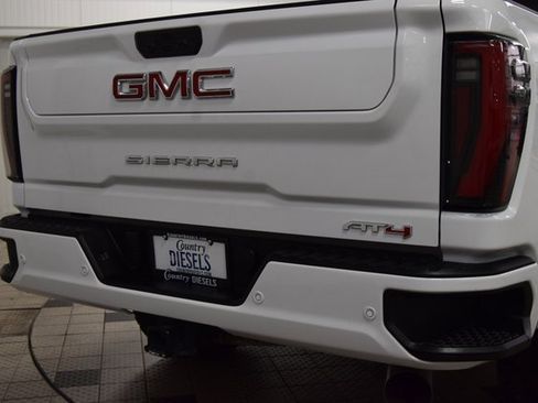 Used 2024 GMC Sierra 2500 AT4 w/ AT4 Premium Plus Package image 20