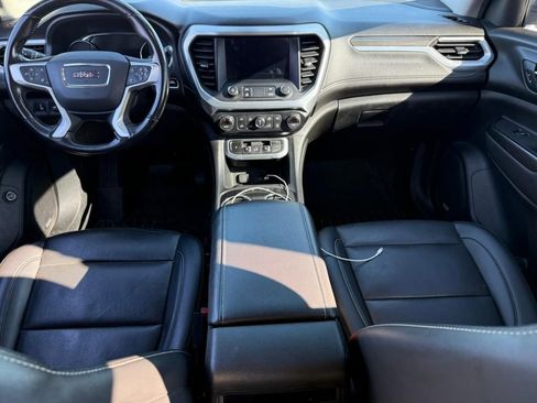 Used 2021 GMC Acadia SLT w/ Technology Package image 12