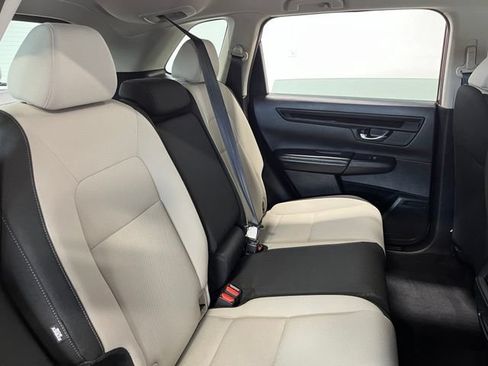 Used 2023 Honda CR-V LX image 13