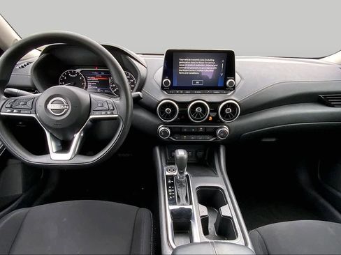Used 2025 Nissan Sentra SV FWD image 16