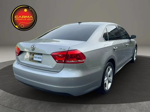 Used 2012 Volkswagen Passat TDI SE FWD image 5