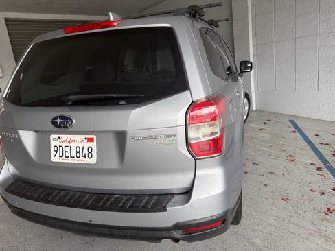 Used 2016 Subaru Forester 2.5i Premium w/ All-Weather Package AWD/4WD image 11