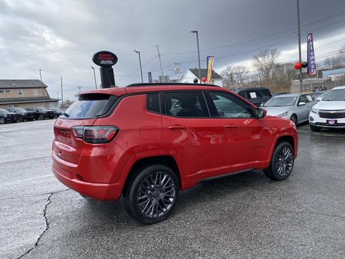 Used 2022 Jeep Compass Limited w/ (RED) Package image 8