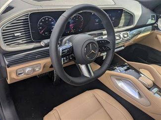 New 2026 Mercedes-Benz GLS 580 4MATIC video 3