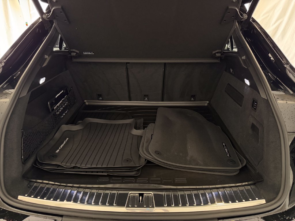 Certified 2026 Porsche Cayenne Coupe AWD/4WD image 29