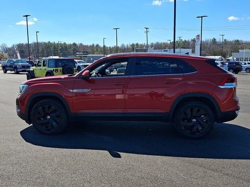 Used 2024 Volkswagen Atlas Cross Sport SE image 4