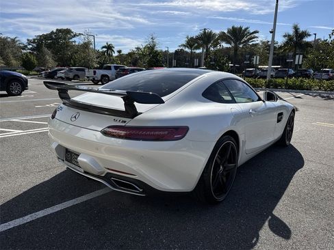 Used 2016 Mercedes-Benz AMG GT S image 4