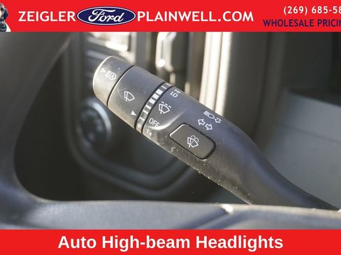 Used 2023 Chevrolet Silverado 1500 Custom image 24