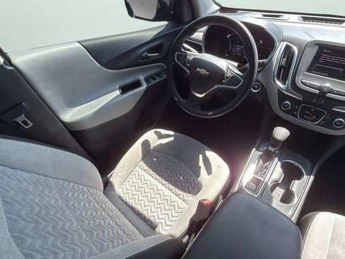 Used 2022 Chevrolet Equinox LS w/ LS Convenience Package FWD image 18