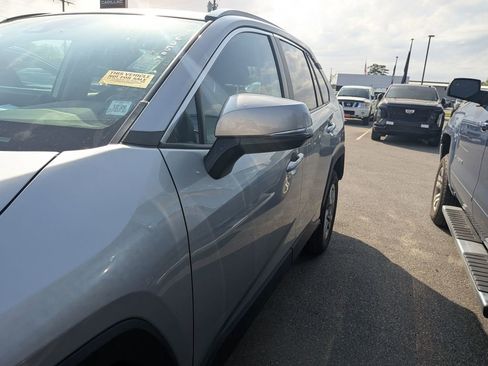 Used 2024 Toyota RAV4 XLE image 4