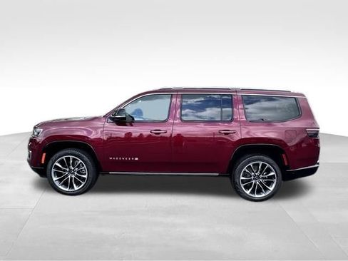 Used 2025 Jeep Wagoneer Series III w/ Premium Group I AWD/4WD image 3