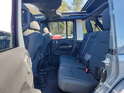 Certified 2024 Jeep Wrangler Sahara image 20