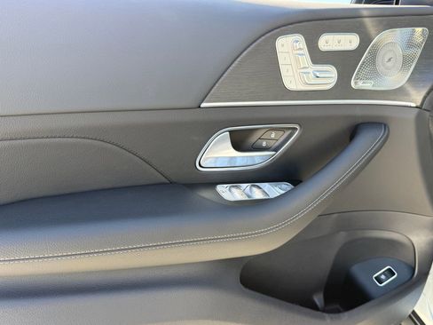 New 2026 Mercedes-Benz GLS 450 4MATIC image 15