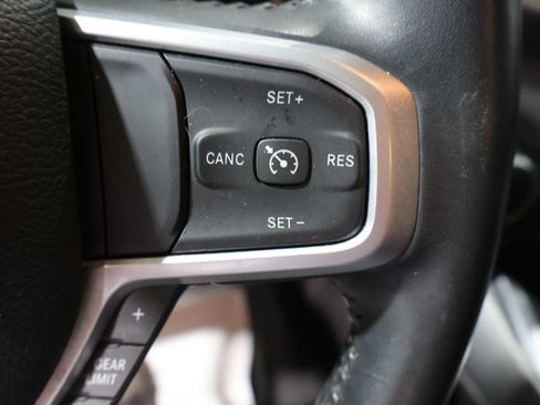 Used 2024 RAM 1500 Big Horn AWD/4WD image 32