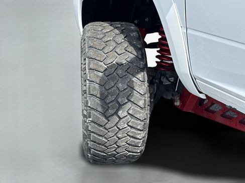 Used 2018 RAM 2500 Laramie w/ Sport Appearance Group AWD/4WD image 47