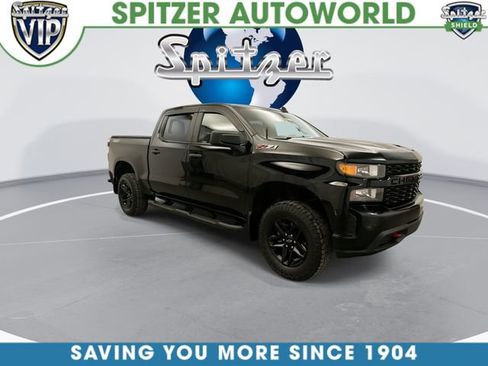 Used 2021 Chevrolet Silverado 1500 Custom Trail Boss w/ LPO, Dark Essentials Package AWD/4WD image 2