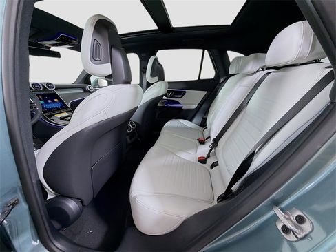 New 2026 Mercedes-Benz GLC 300 4MATIC image 25